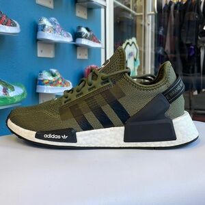 NWT - adidas Originals NMD R1 Sneaker (Men) - Olive - Size 10